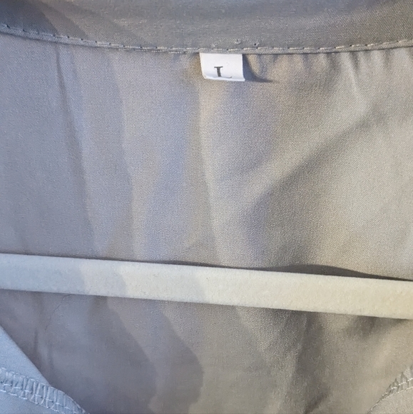 Grey long sleeve blouse with faux pearl button - Picture 2 of 5